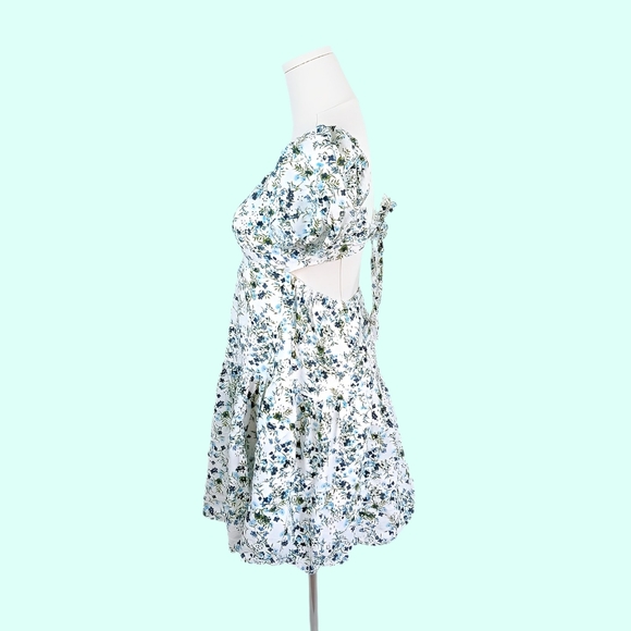 Jessica Simpson White Floral Eyelet Tie-Back Mini Dress XS Puff Sleeves - Picture 2 of 7